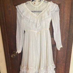 Gunne Sax jeunes filles Lacey dress